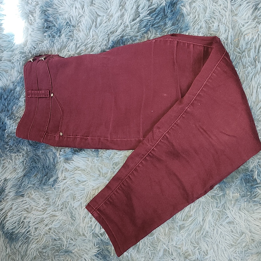 Maroon high waist jeans